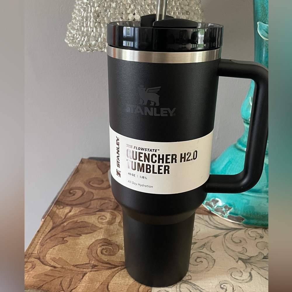 STANLEY 40oz Quencher H2O Tumbler